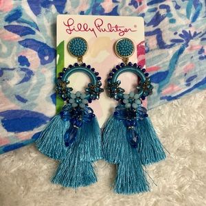 GORGEOUS Lilly Pulitzer Paradise Petals Earrings NWT! HTF 🦄🦄🦄
